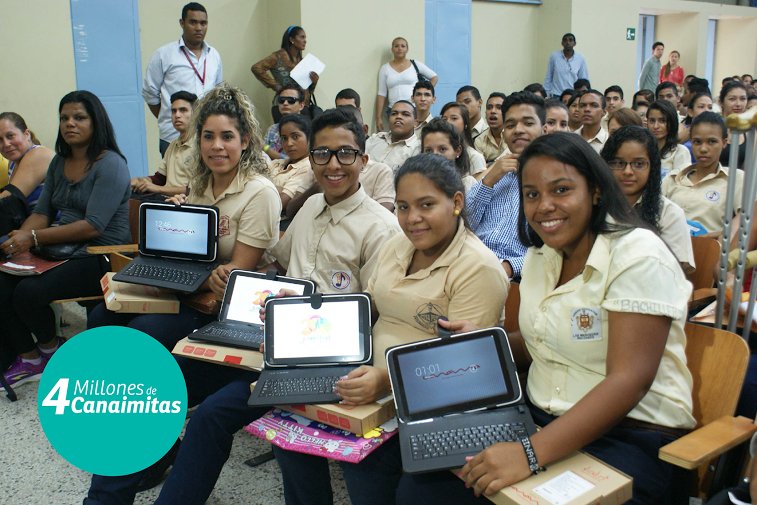 mineducacion_ve's tweet photo. Invertir en educación garantiza el futuro de la Patria Grande. Ya entregamos #4MillonesDeCanaimitas https://t.co/9lGvXOiV2P