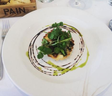 CaveauLVP's tweet photo. Table D'Hote Dinner Menu: 2 courses, £16.95; 3 courses, £21.95 #Liverpool @enlightendsigns @ohbellablog @BarbersNo1 https://t.co/aRQ9mMmeA5