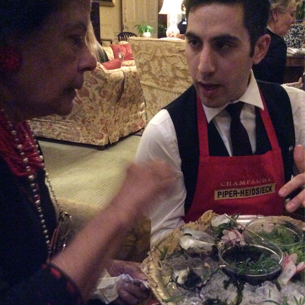 Fresh oysters served with PIPER-HEIDSIECK NV en magnum <a href="/MiddlethorpeHal/">Middlethorpe Hall NT</a>