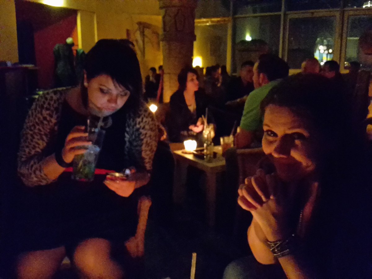 O2theG's tweet photo. Cocktail after a nice movie #cocktail #megaplexpasching #nightlife https://t.co/D6444uRlWB