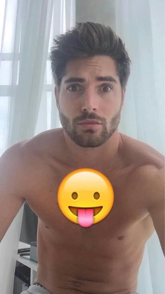 Its sooooooo nice out but I wanna stay in and sleep.