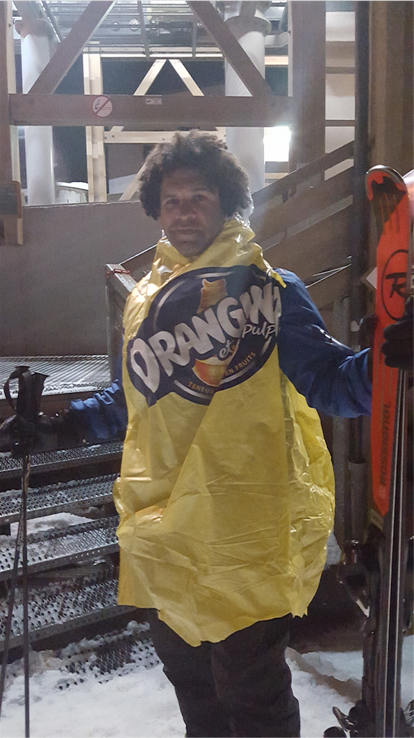 WateRugby's tweet photo. En voilà un qui est #secoue ! @colincharvis  en @oranginafrance #shaketheworld #6stations https://t.co/eRG6OPTxzF