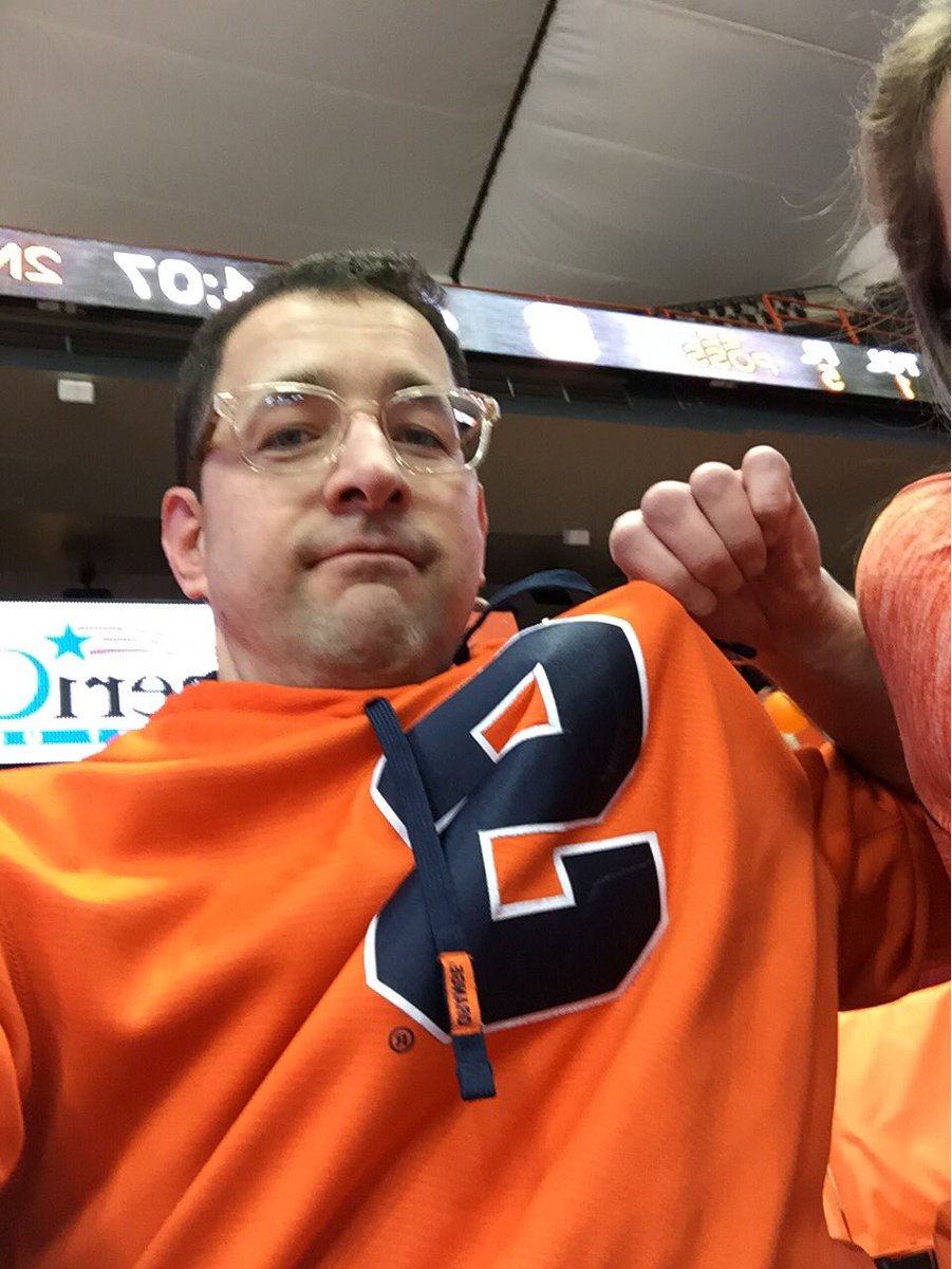 myopiairis's tweet photo. #orangenation #originaleyewear let's go Tyler! #beatpitt https://t.co/0hUxGtNzPm