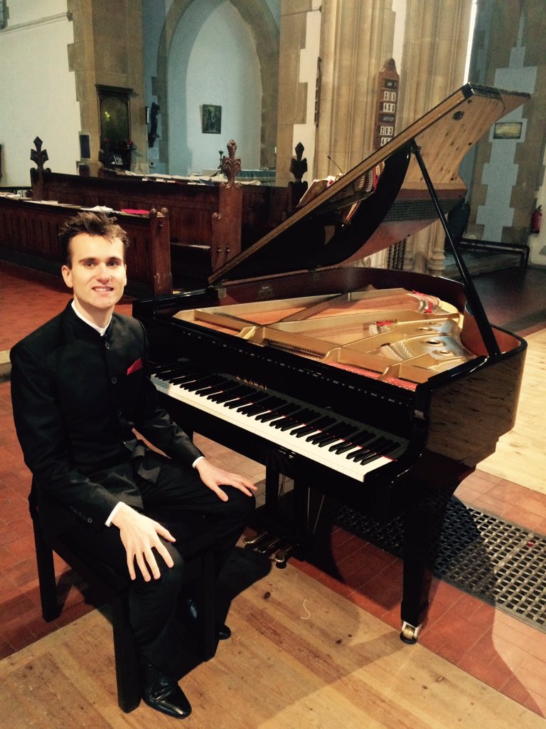 CavailleW's tweet photo. Big thanks to James for performing today in aid of the Cavaille-Coll restoration fund! https://t.co/f9Pjz3LSxG https://t.co/skdH29eOm6