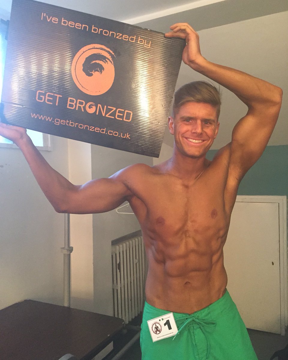 get_bronzed's tweet photo. Bronzed by G E T ๐ธ B R O N Z ED for FEBC, @febcuk ๐ช๐ผ๐
#FEBC #getbronzed #tanning #Comptan https://t.co/0LX0p821Rc