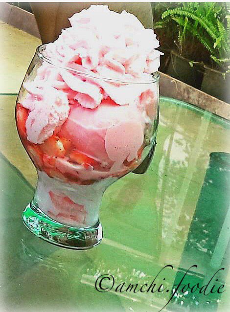 savory_tales's tweet photo. I can go back to #mahabaleshwar again just for this...!! #strwberries https://t.co/fx8OtAWL9n