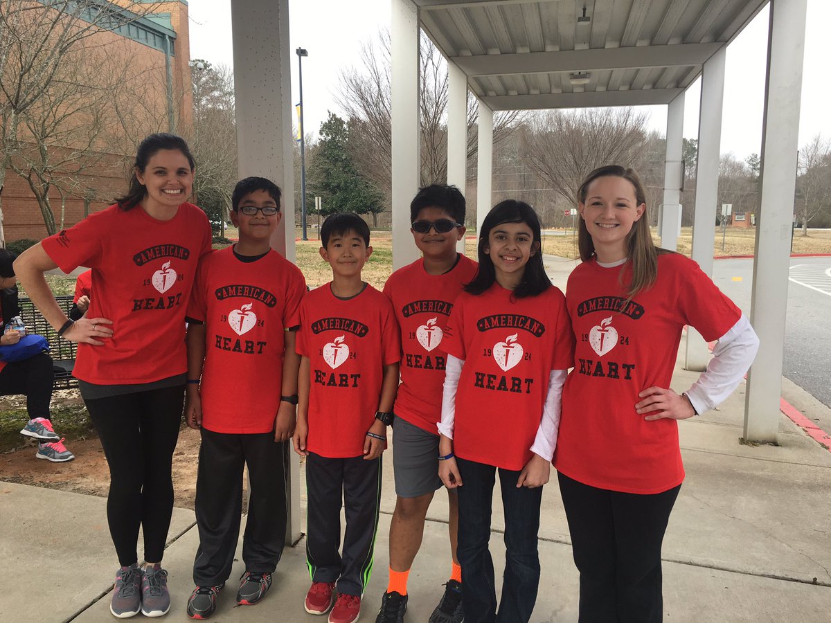 ChildsLeaders's tweet photo. It was a perfect day for the Sharks have Heart Walk! ❤️ @ShakeragElem https://t.co/GFtU5XaeLb