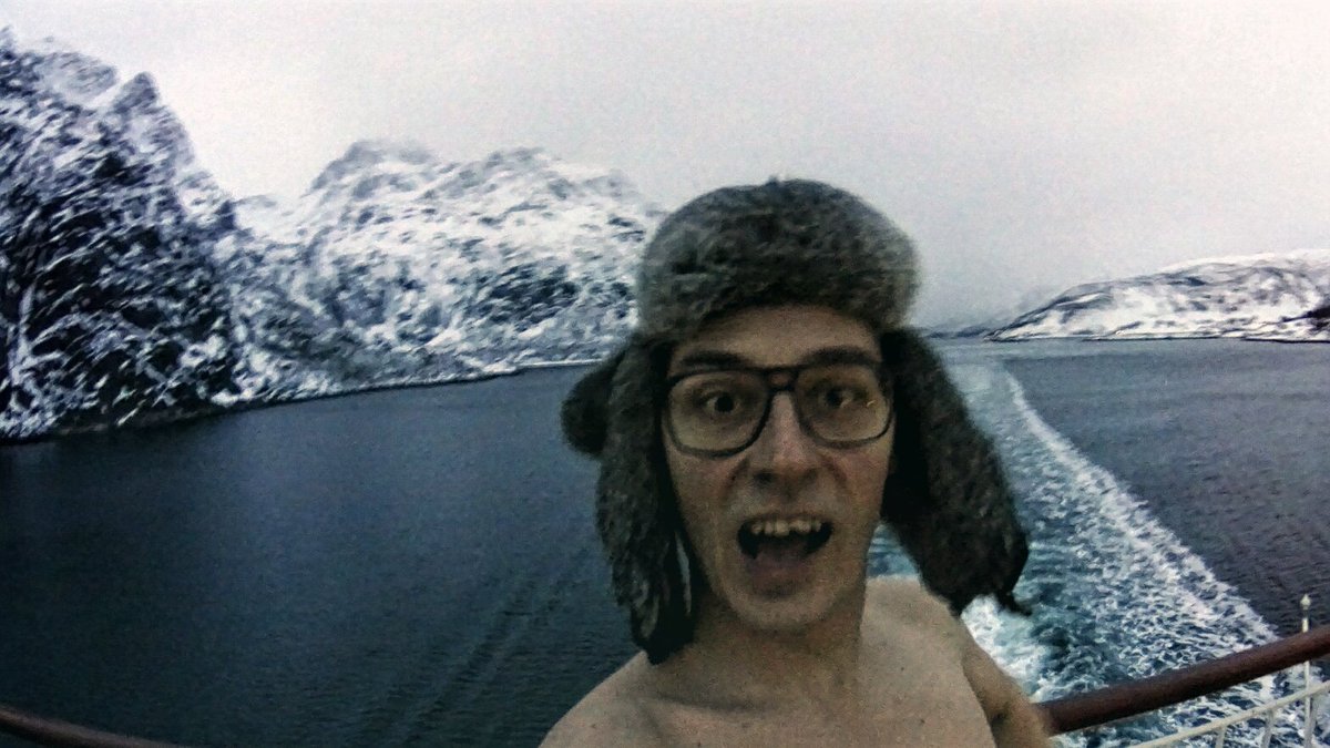 Rumkammerat's tweet image. Meanwhile on a boat in the fjords of Norway #SplashJam