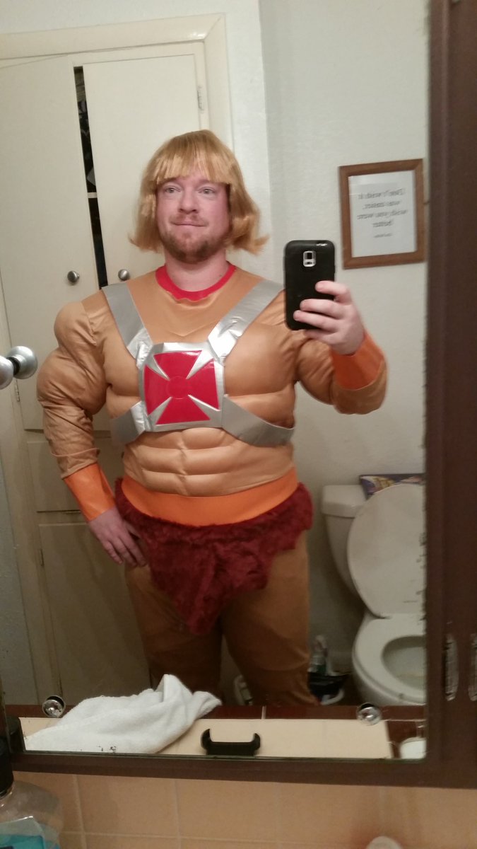 OldandNewResale's tweet photo. Feeling strong today!  #HeMan #frtd #overnightmuscles https://t.co/NqJw80sDQ4