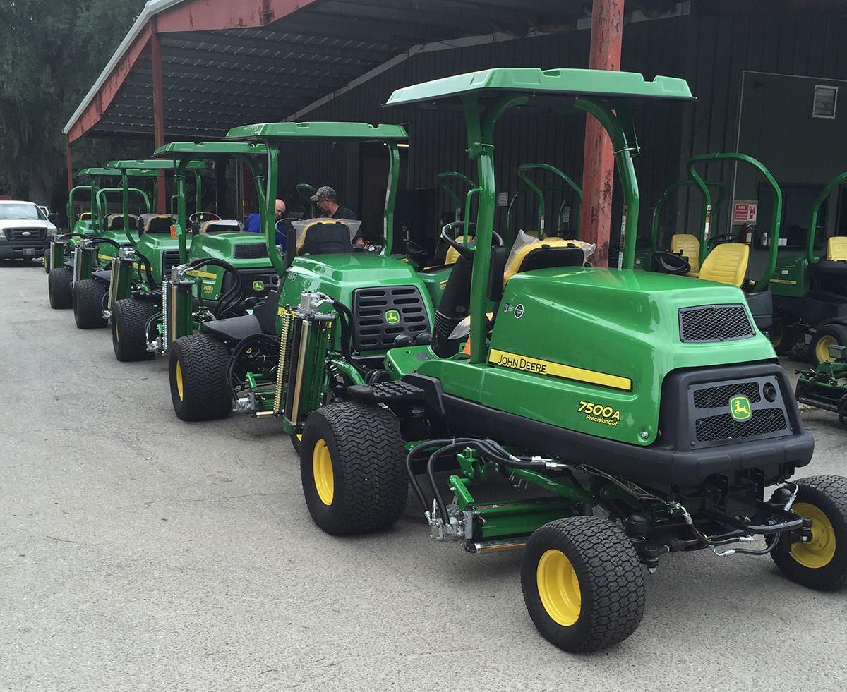 JohnDeere tweet picture