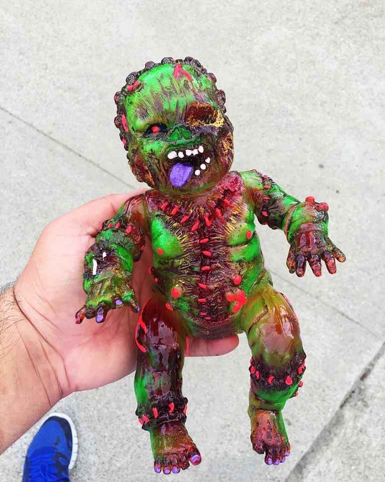 UVDToys's tweet photo. OBSESSED PANDA REVEAL HIS 'GERGLE' CUSTOM AUTOPSY BABIES #ObsessedPanda #AutopsyBaby… https://t.co/LKgXmDTPGp https://t.co/OE5KwbZyb6