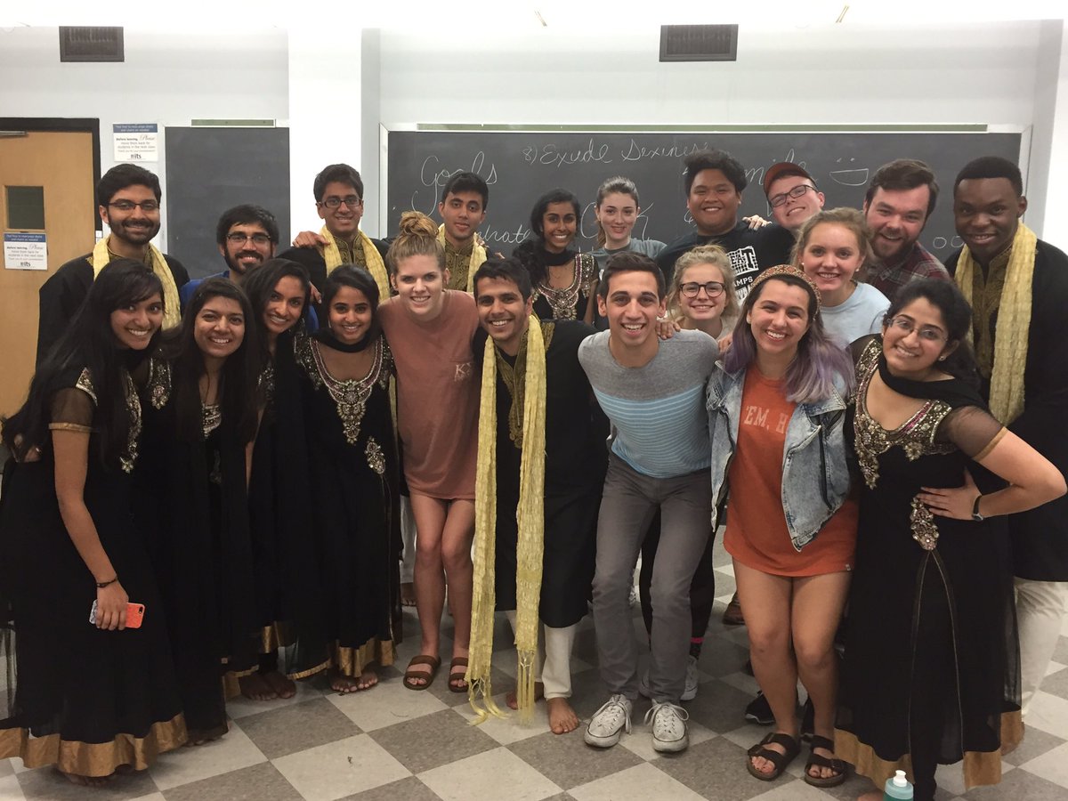 LonghornSingers's tweet photo. Good luck @HumACappella at the ICCAs today! Thanks for letting us listen in! We're rooting for you! https://t.co/GYE7KnNSpE