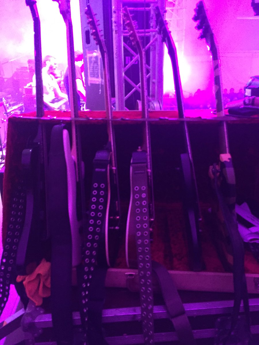 kaotikooficial's tweet photo. @gazpatxorock #nuestrasarmas preparadas #kaotikoontour #sindicatodelcrimen #codigorock @xabikaotiko @kaotikogrupo https://t.co/4DCLasLDBq