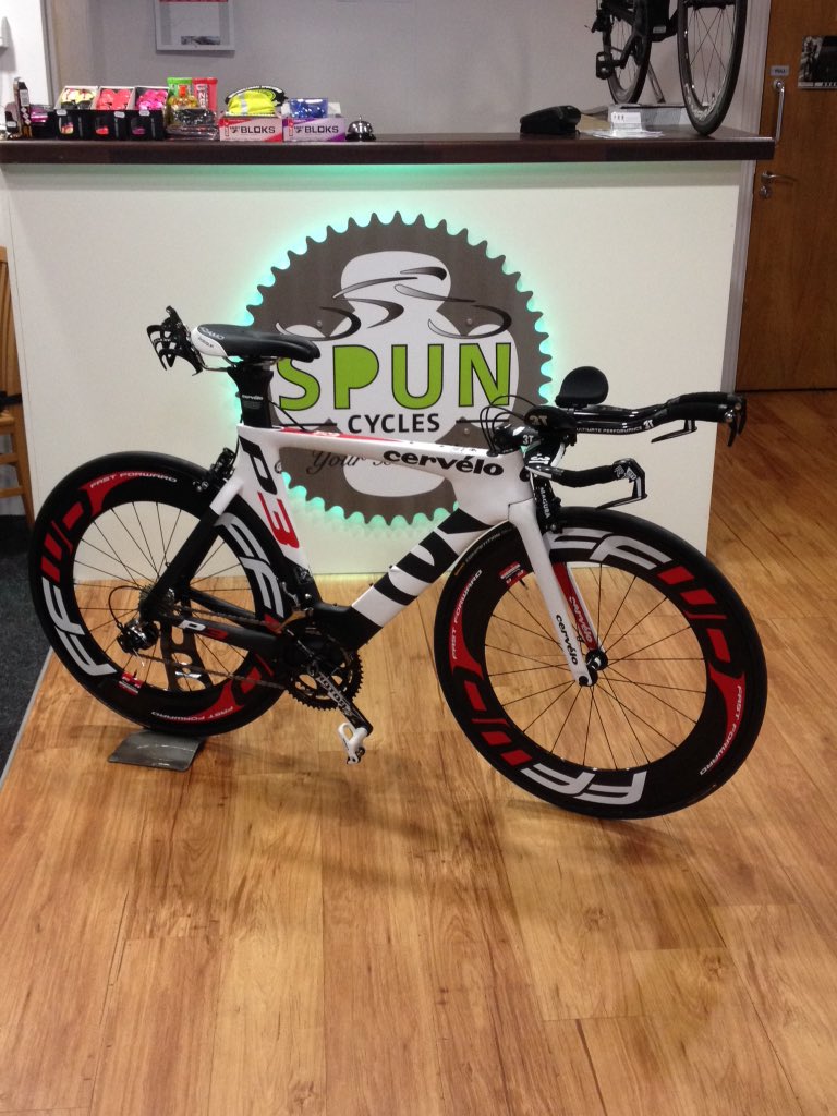 SPUNCycles's tweet image. The build is complete! Wow!! #SpunCycles #Cervelo #dontwannalethergo