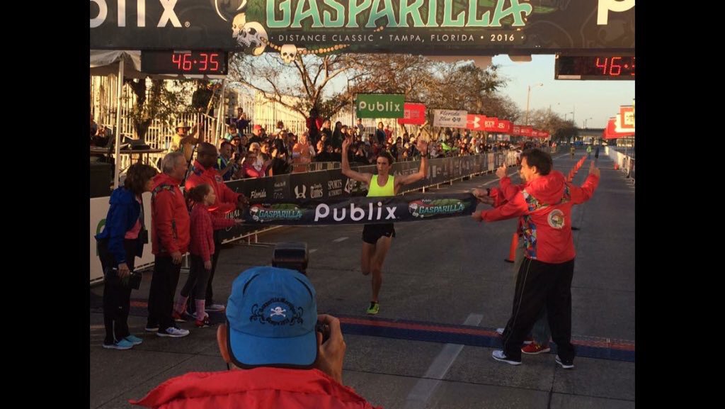 GatorsTF's tweet photo. Congrats to former #Gator @onYourMarkP on winning the 15k race at Gasparilla! @MarkMutz also won the 5k #GoGators https://t.co/1q71AnDszP