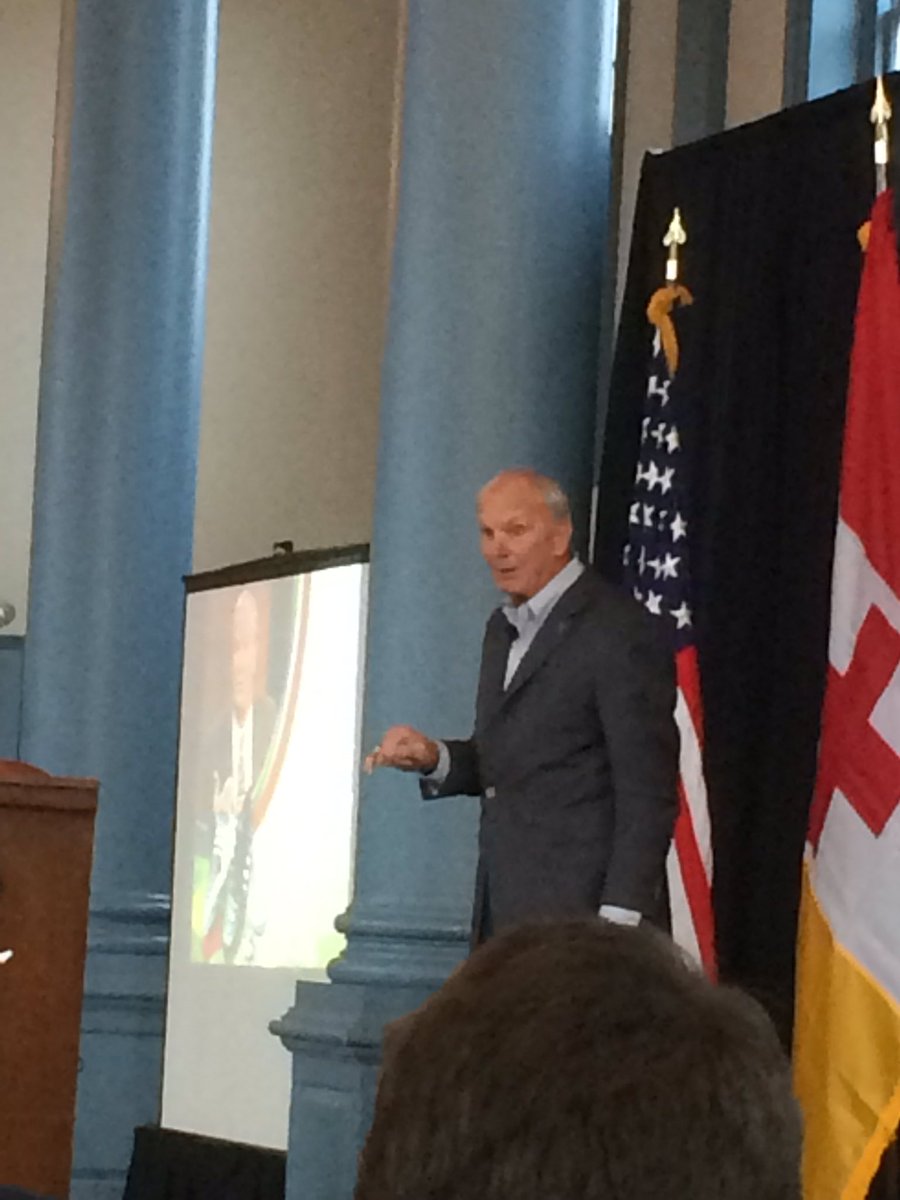 bsatcher's tweet photo. #KAPC16 great leadership talk from Sam Wyche @kappaalphaorder https://t.co/APu2A7Cbpl