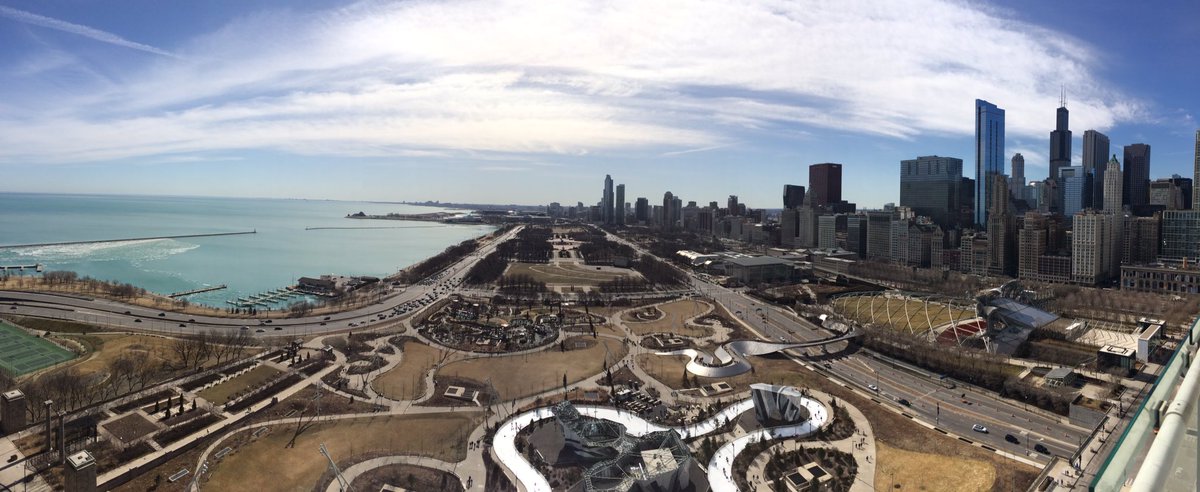 TroyABC7's tweet photo. Ice on the ribbon at Maggie Daley Park and a little left on the lake. But otherwise it's warm out here! #abc7chicago https://t.co/UUh2mQvV3E