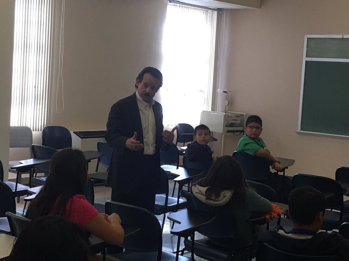 CREEEDorg's tweet photo. CREEED's very own Eddie Rodriguez speaking to students at #YAF2016 on careers that #highered allowed him to pursue https://t.co/sy09uaOmNm