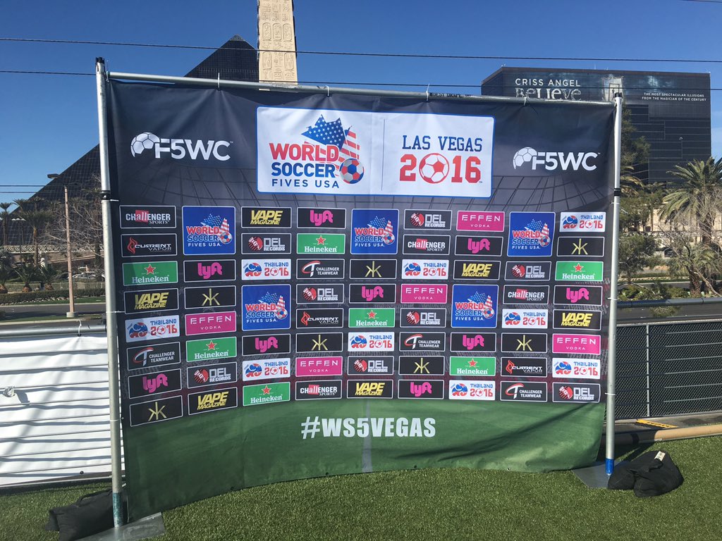 worldsoccer5s's tweet photo. #SelfieOpportunity https://t.co/lMqAyTL2ZL