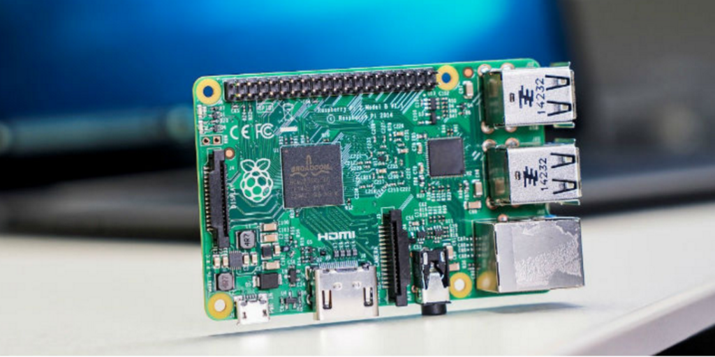 MSFTImagine's tweet photo. In 5 minutes you can be building cool #IoT stuff w/ #RaspberryPi &amp; #Windows10. Get rolling: https://t.co/hYLY32uzdP https://t.co/VRFwyopjIa