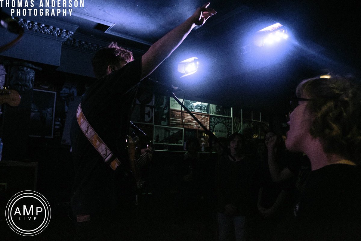 close2gold's tweet photo. found some cute photos that I'm in with @wearelisbon from Thursday, proper #vartyparty that was π https://t.co/p4g1h2tAn1