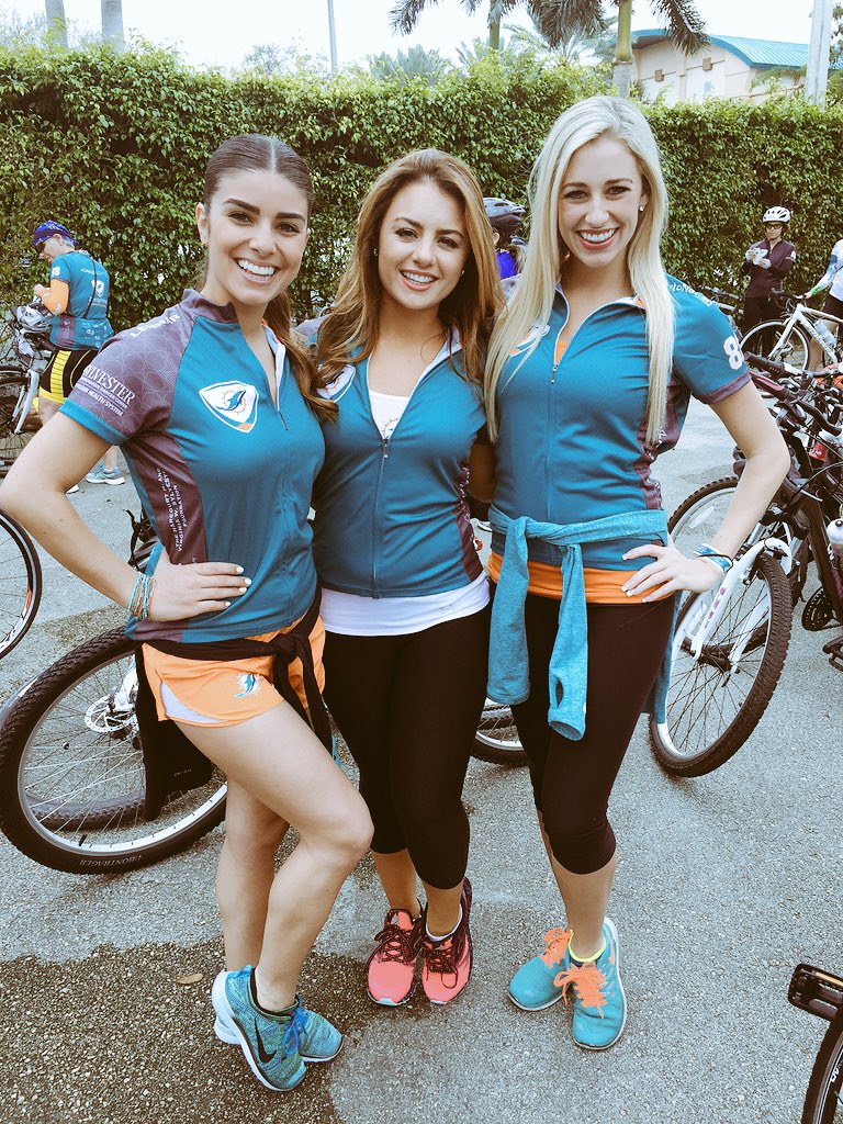 MDC_Macy's tweet photo. Ready to go! @MDC__Monica @MDC_Alison @MDCheer #tacklecancer #rideDCC https://t.co/1lBTW30TuX