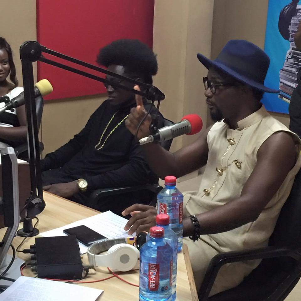 MampiGeneral's tweet photo. INSIDE HOT FM WITH MR LOGIC #Tapanaris #Uppaclass #WayUp #FutureDancehall #Lololoooo https://t.co/SPaGtgixD1