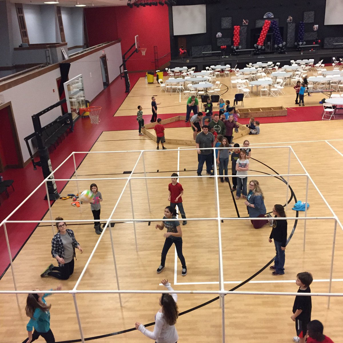 kidsrapfw's tweet image. #SpringFlingFW16 @FirstAssemblyFW 9 square in the air