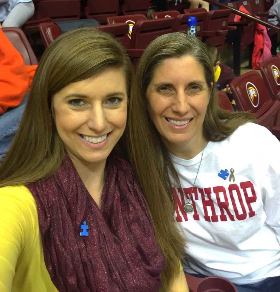 Watching <a href="/WUEagles/">Winthrop Athletics</a> take on @UNCAbasketball. Thanks to both teams for supporting #autismhoops.