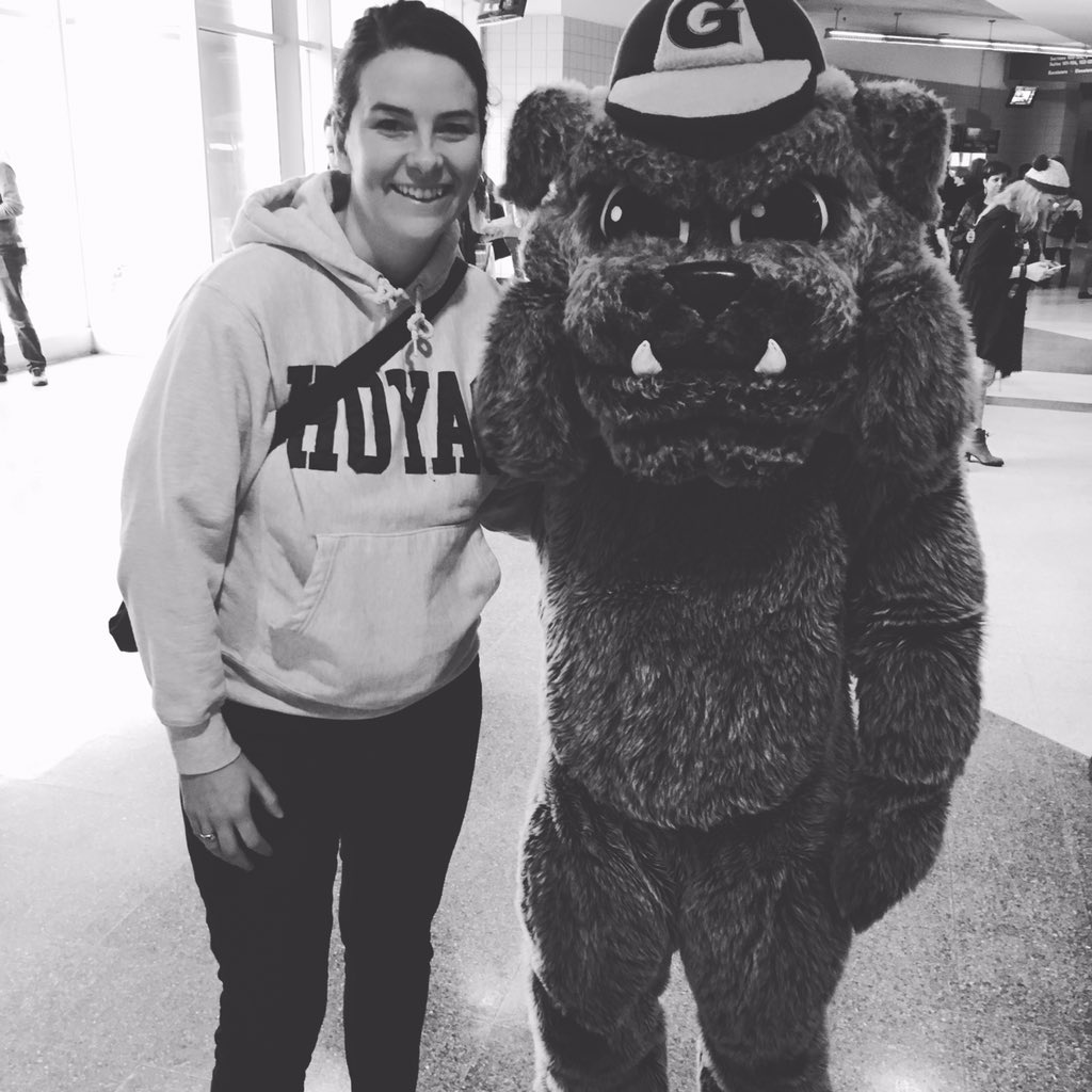 coogsy's tweet photo. #hoyafans @GeorgetownHoops https://t.co/gxlq6QnSa0