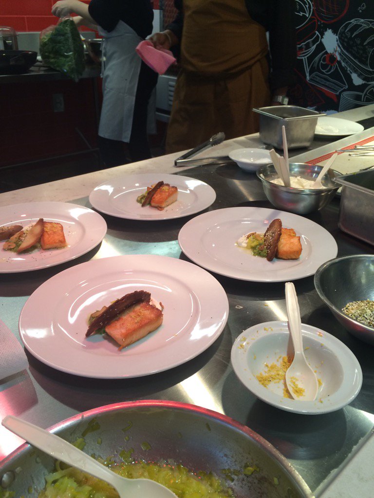 RationalSandra's tweet photo. Yale university #Ironchef 2016 https://t.co/HJHu5gHh6a