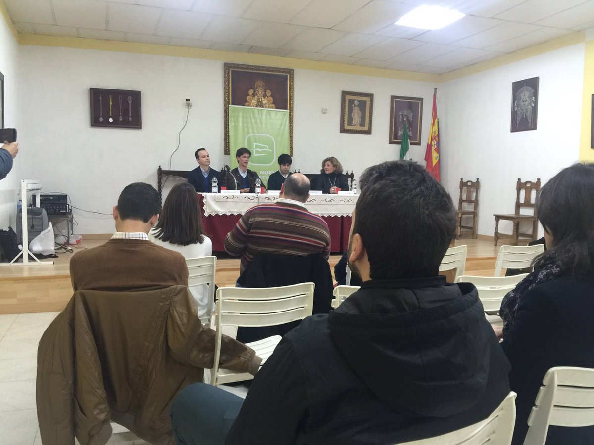 PPSanlucarBda's tweet photo. Comenzamos el II #ForoCofrade.
"Tradición e Innovación del Mundo Cofrade". Temas muy interesantes @NNGGSanlucar https://t.co/IvsjZ36nFM