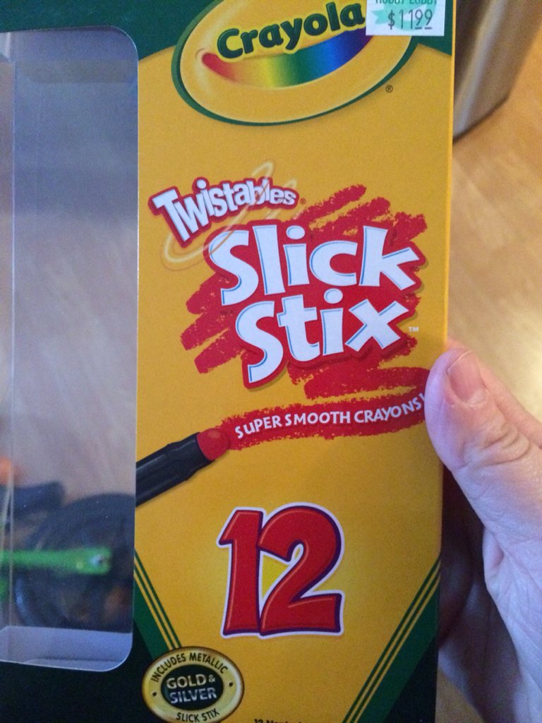 AtWorkMoms's tweet image. These are AMAZING!!! If you have kids that like to color, I'd suggest these. Anyone else love these @Crayola's?!