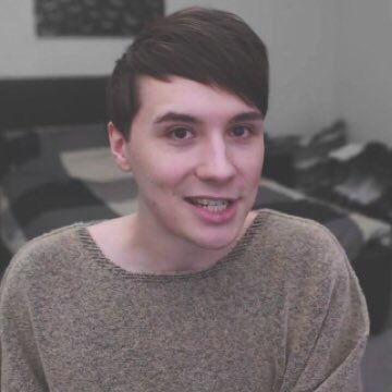 illicithowell's tweet image. 