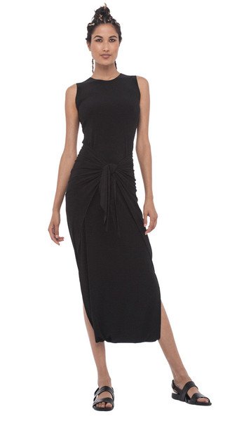 AUnoTribeca's tweet photo. We just got in this beautiful @normakamali dress that you can wear several different ways. It's a #musthave, ladies! https://t.co/EeVTxrNV8j