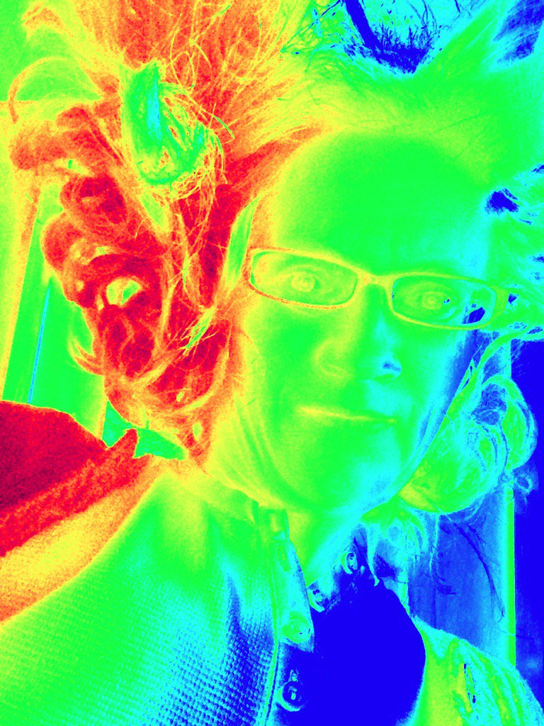 whitneywolves's tweet image. @enertweets #selfheat @Energy_Lit