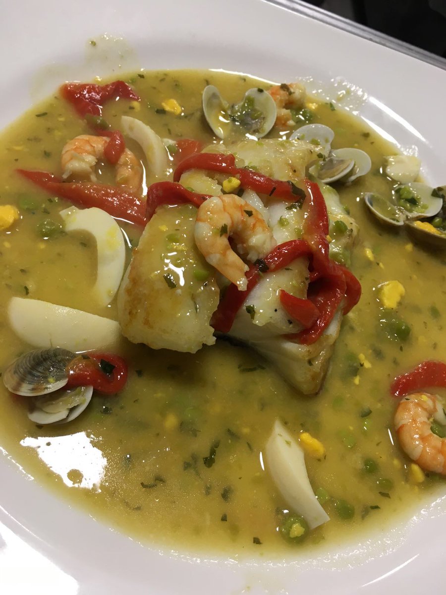 elpadremadrid's tweet photo. Temporada de Skrey en @elpadremadrid 
Y de las mejores copas de Madrid como siempre. Calle Serrano 45 te esperamos https://t.co/gkeEAjxN2D