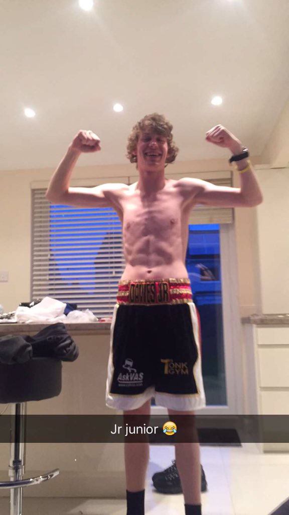 jayrudd2's tweet photo. Me as @RobbieDaviesJr 👊👊👊👊 https://t.co/2z0LpBgsgx