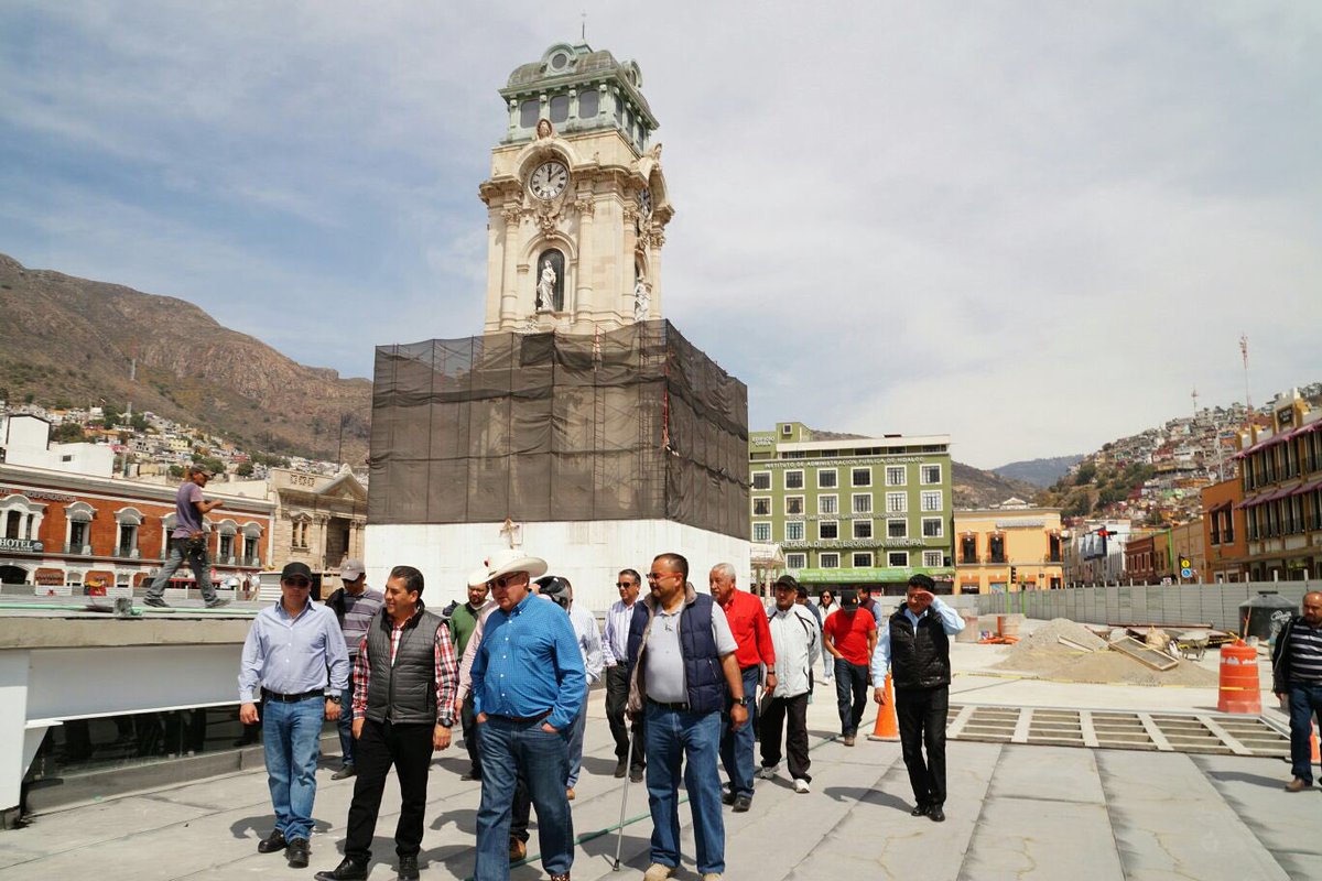 EleazarGarcia_'s tweet photo. Superviso avance de obras en #ElReloj @Pachuca_ acompañado de autoridades de @FonaturMX y del Gobierno @Paco_Olvera https://t.co/P00MBG8GF2