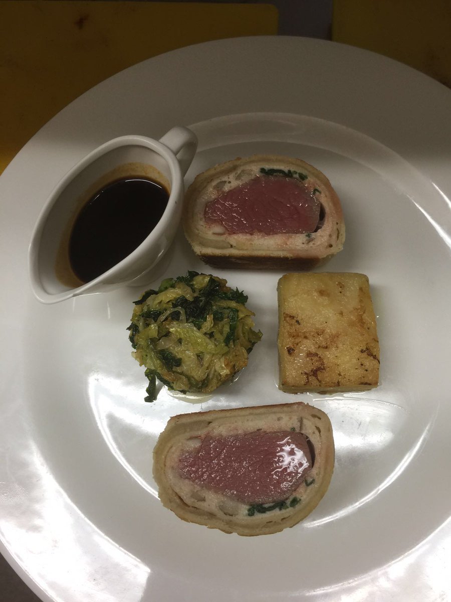 Fillet of lamb en croute