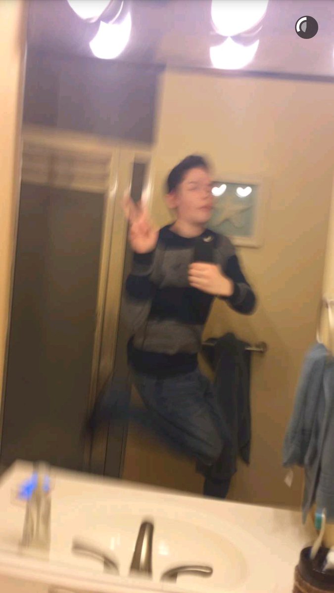 corissa_turtles's tweet photo. @jacksprofile  i swear😂😂😂. I bet he be hoppin' over hoes😂👏 https://t.co/6A3vSD6Yvq