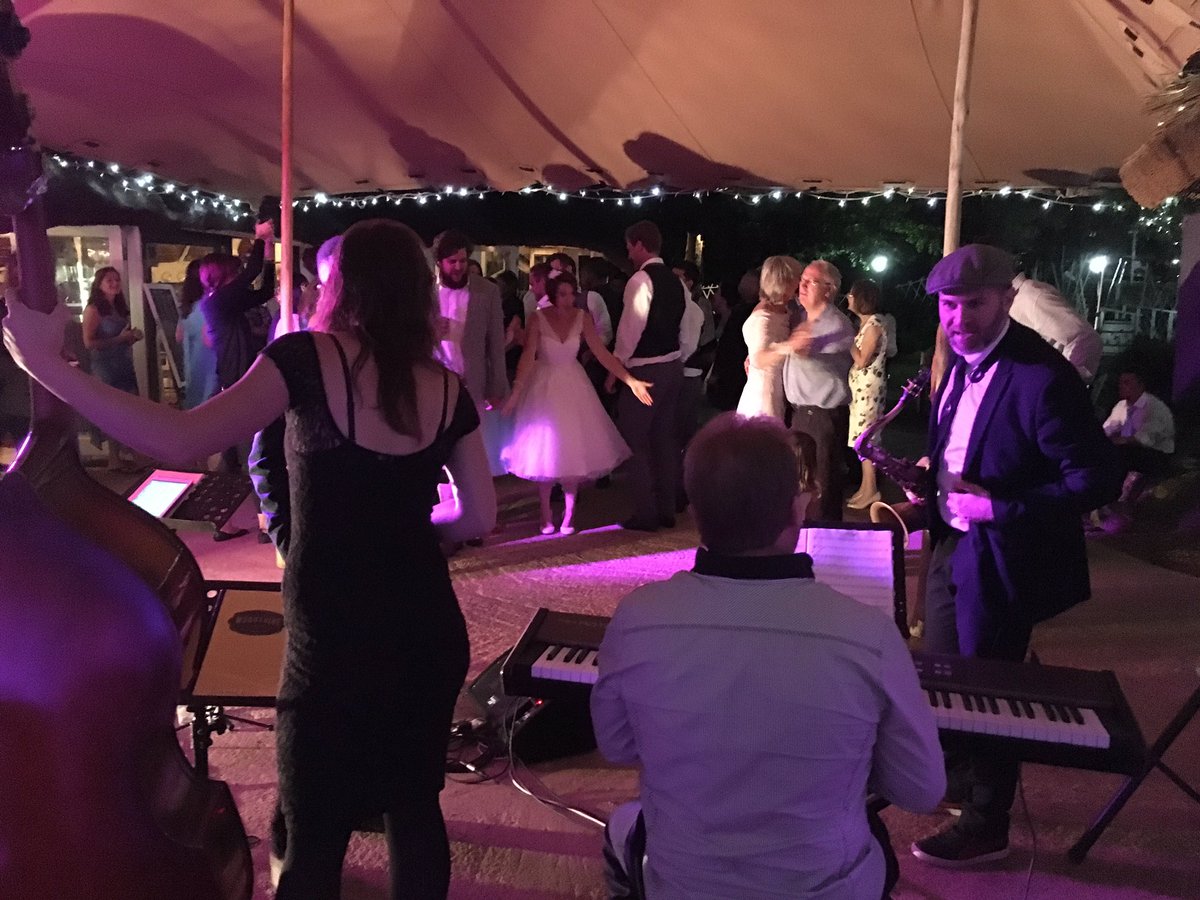 ShoutMusicCo's tweet photo. Moonshine kicking off the dance floor at the @Knorhoek wedding :)
#MoonshineBand #CapeWedding https://t.co/kIMTSSnRuo