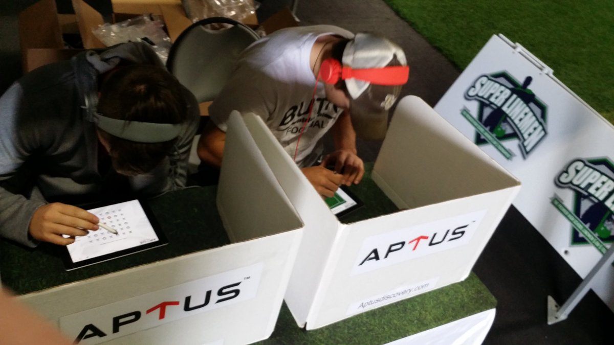 GKrew85's tweet photo. While Linemen grind on the Field, QBs work on the #MentalGame #APTUS #ALLQBS #QB101Class #EONSportsVR #BodyArmor https://t.co/v1gdAuHdQK