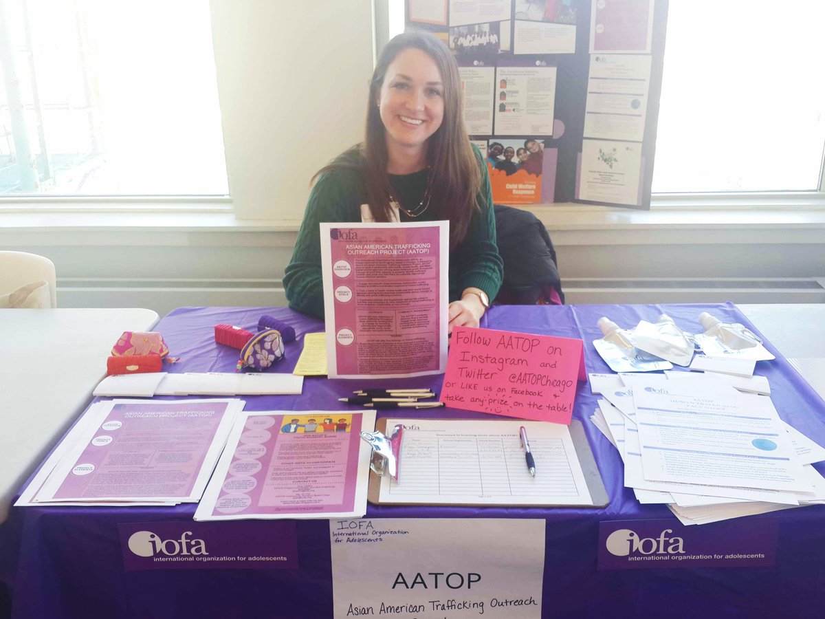 AAAJ_Chicago's tweet photo. Thanks @AatopChicago for tabling here today at #AALF2016! https://t.co/EEpgDwnCRS