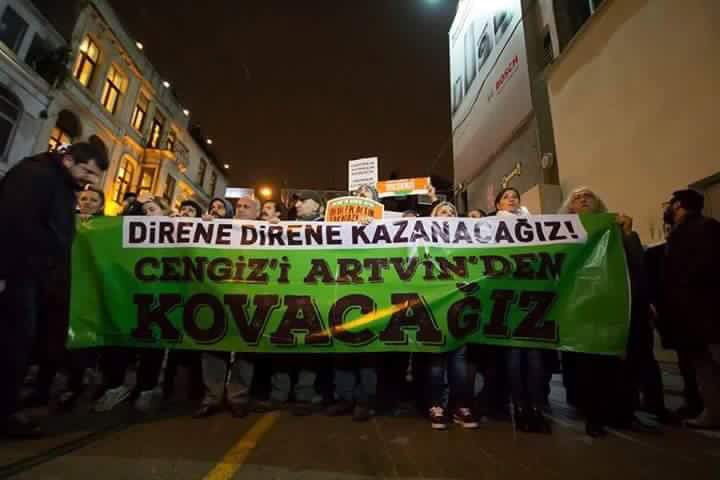 mjganseferolu's tweet photo. CERATTEPE'DE MADENE HAYIR
#Madene #Hayır #Artvin #Cerattepe
#CeratepedeMadeneHayır #CerattepeGeçilmez https://t.co/ysuNWDyrGT