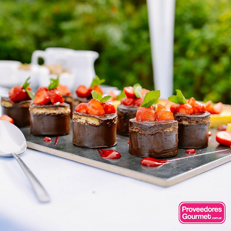 ProGourmetOK's tweet photo. ¿Noche con amigos? Conseguí los mejores proveedores #gourmet https://t.co/Cnp9NsNCJG