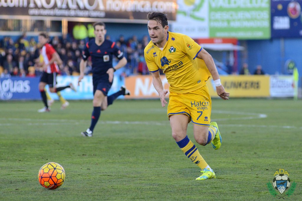 AD_Alcorcon's tweet photo. El partido en imágenes.
#VamosAlcor #ADAvBAT https://t.co/BeNts3SZe8