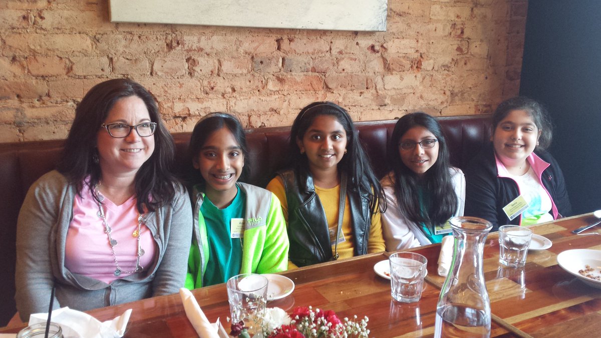 Lori Lahmann tweet media