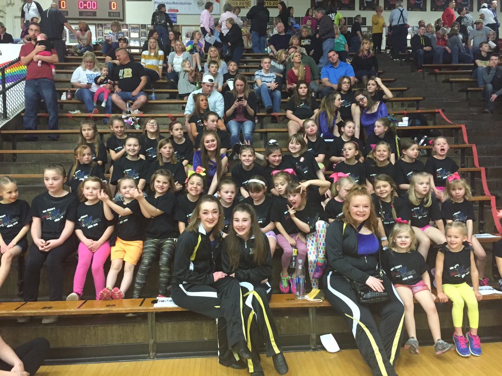 bhsblazers's tweet photo. Cheerfully awaiting our turn on the floor! #bhsdanceclinic2016 https://t.co/xjXc288nk4