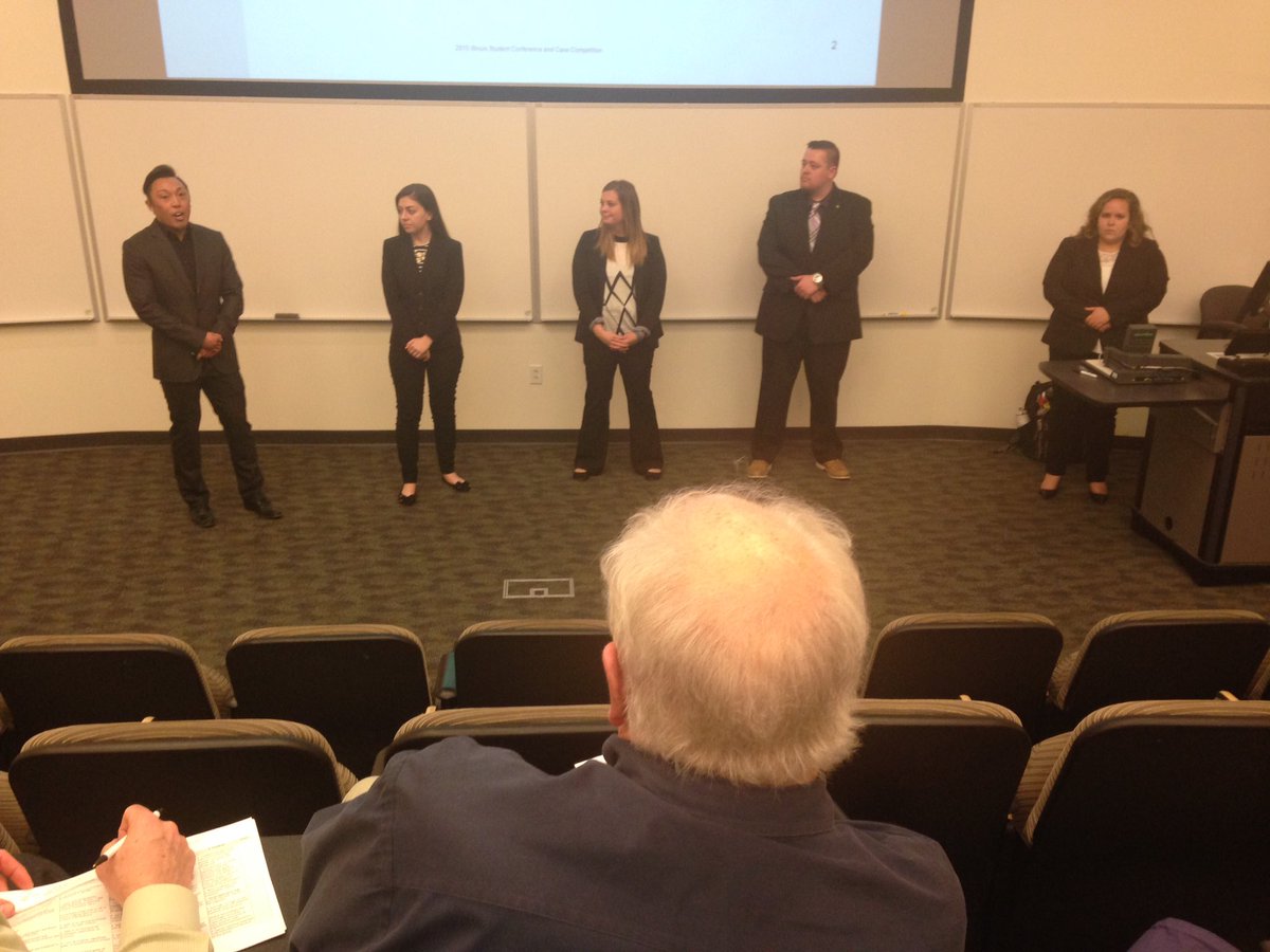 ISUSHRM's tweet photo. Team Warriors present their case! #SHRMstudent #HRgames #HRcasecompetition https://t.co/WERZVnWhQY